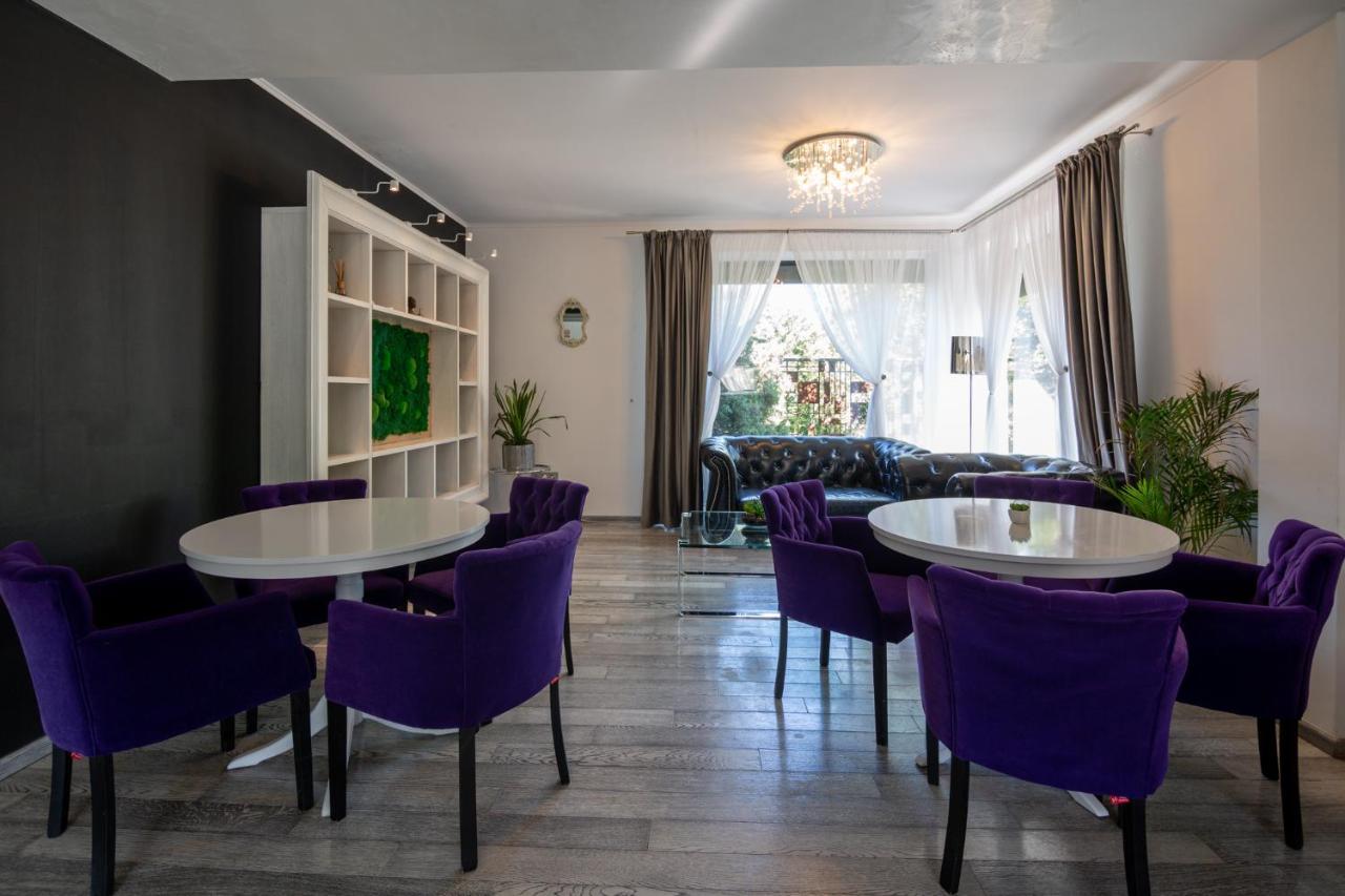 Kubiq Residence Giarmata Exterior photo